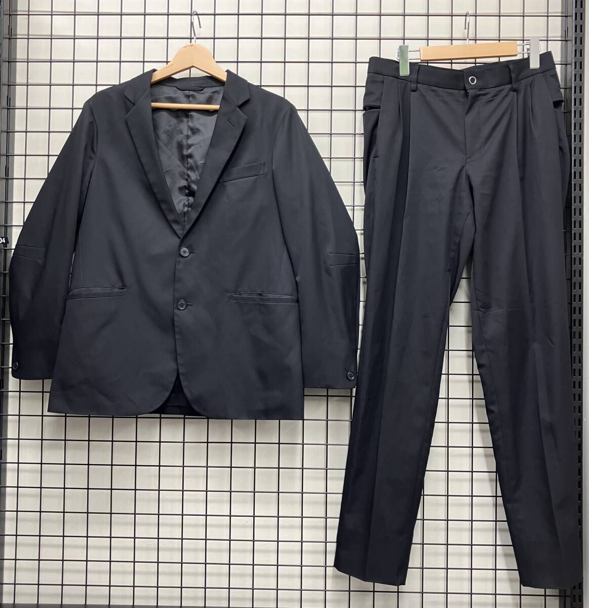DESCENTS デサント アウター セットアップ Mサイズ スーツ タックパンツ ブラック 7748J194