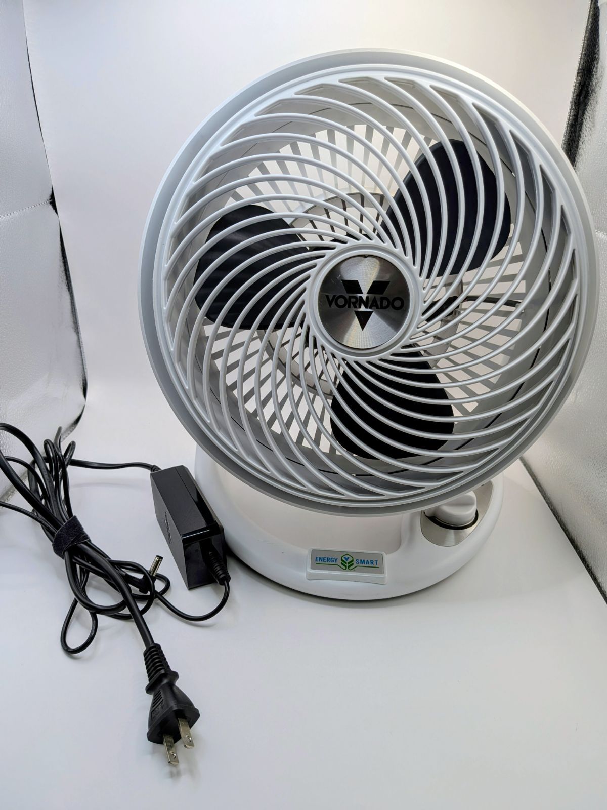 VORNADO ボルネード サーキュレーター 610DC2　動作確認済み【AK195】