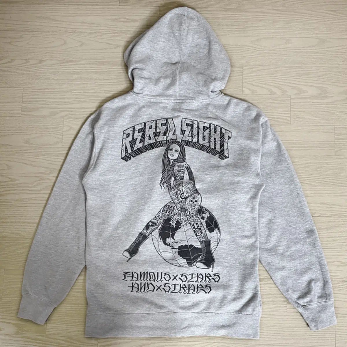 rebel8 X Famous stars and straps TATTOO フードジップアップ
