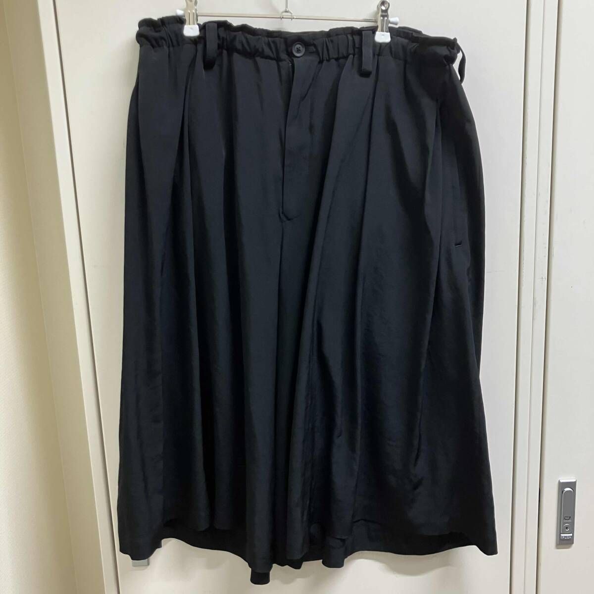26SS YOHJI YAMAMOTO POUR HOMME A TUXEDO 8TUCK PANTS SIZE:3 HK-P13-500ショーツ ヨウジヤマモトプールオム
