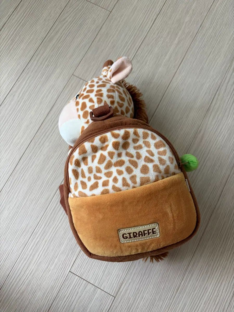 EVERLAND キリン ぬいぐるみ バッグ