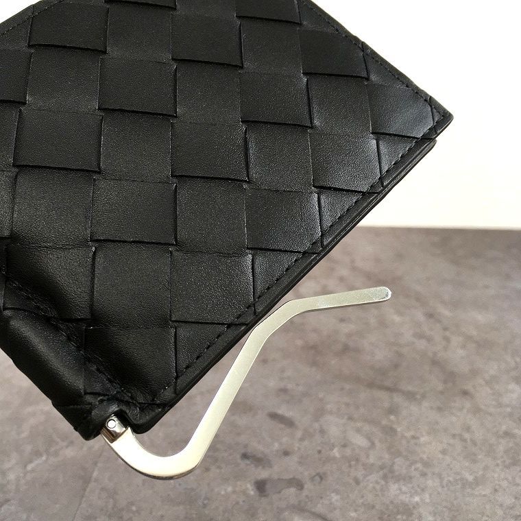 極美品 BOTTEGA VENETA マネークリップ イントレチャート ブラック 52