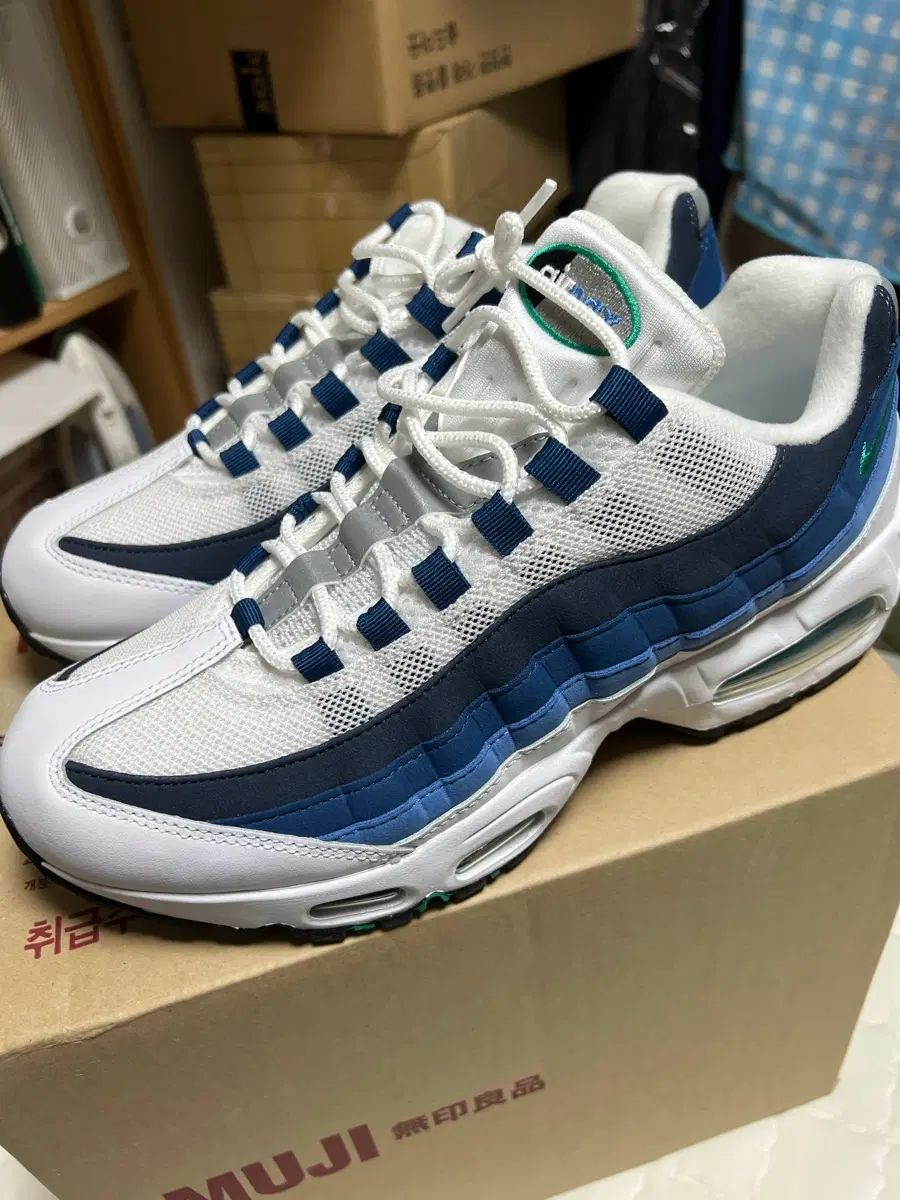 280 NIKE エアマックス 95 白/ネイビー/青