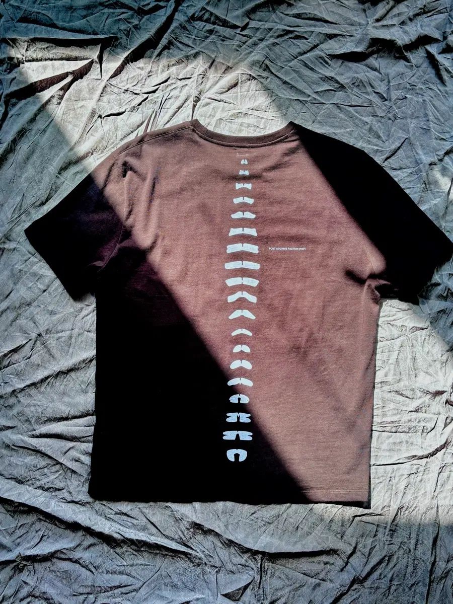 パフ スーベニア Tシャツ 2026 パリ エディション ブラウン m