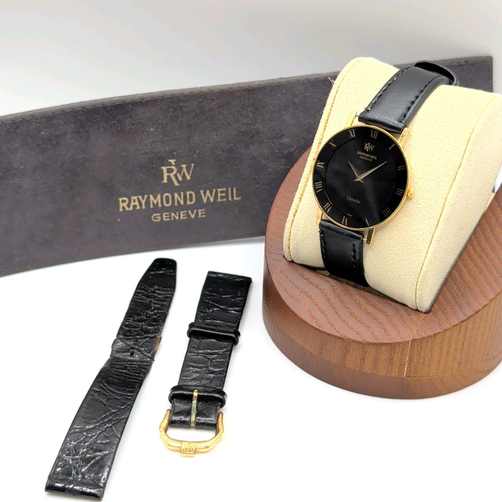 RAYMOND WEIL Othello 124 Watch quartz Men's Gold Round Black dial レイモンドウィル オセロ 時計 クオーツ メンズ ゴールド ラウンド 稼働品 21,900円