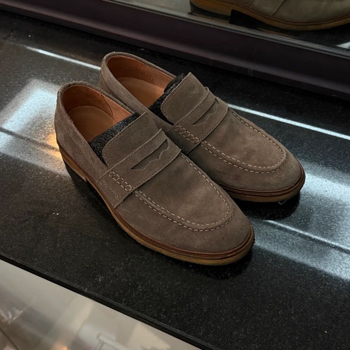 クラークス (Clarks) メンズ スウェード 靴 ダービーシューズ (US9)