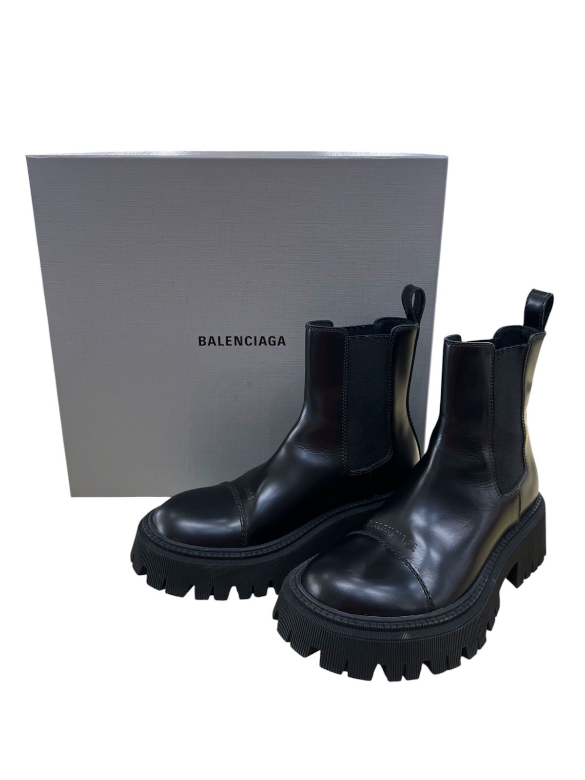 BALENCIAGA バレンシアガ　　TRACTOR BOOTIE（トラクターブーツ）箱付き 38,935円