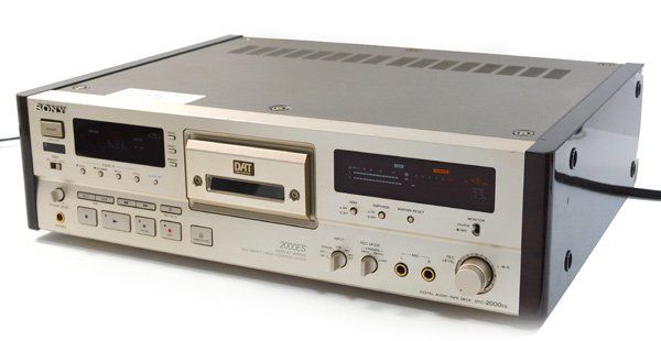 再生・巻戻し・早送り 確認済 SONY ソニー DTC-2000ES DATデッキ