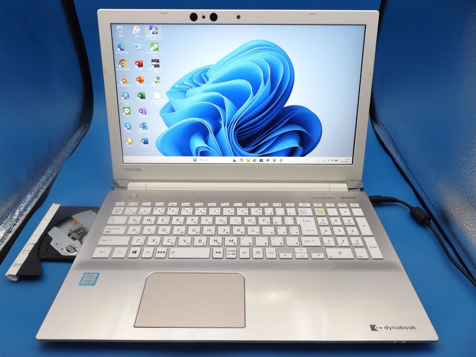 第8世代 Core-i5 新品SSD256GB メモリ8GB 東芝dynabook EX/5GG win11 office2024 管理78 14,256円
