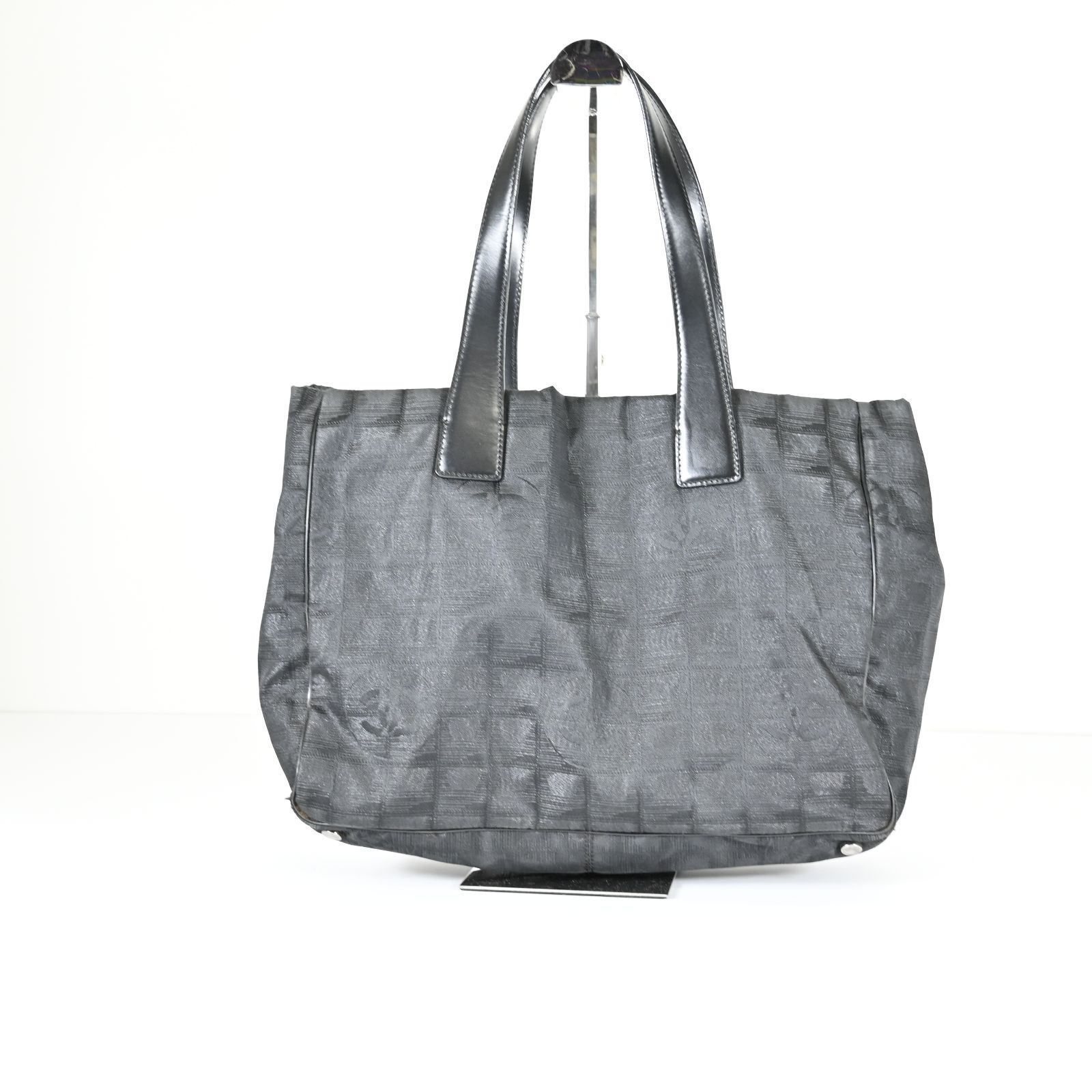 M47 CHANEL シャネル CHANEL ニュートラベルライントートMM トートバッグ A4サイズ ブラック 現状品 59,400円
