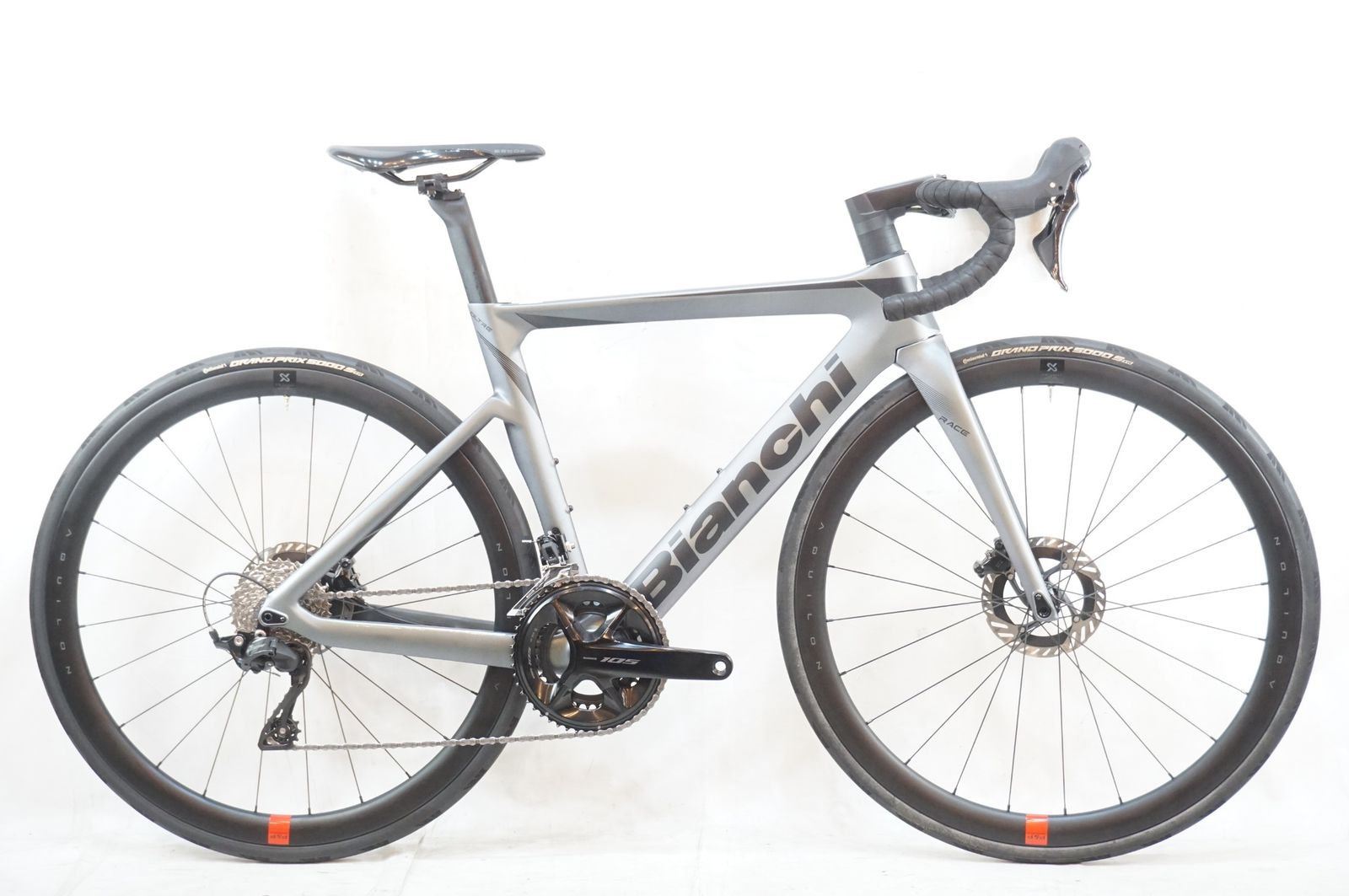 BIANCHI 「ビアンキ」 OLTRE RACE 2024年モデル カスタム ロードバイク / バイチャリ浦和ベース 185,000円