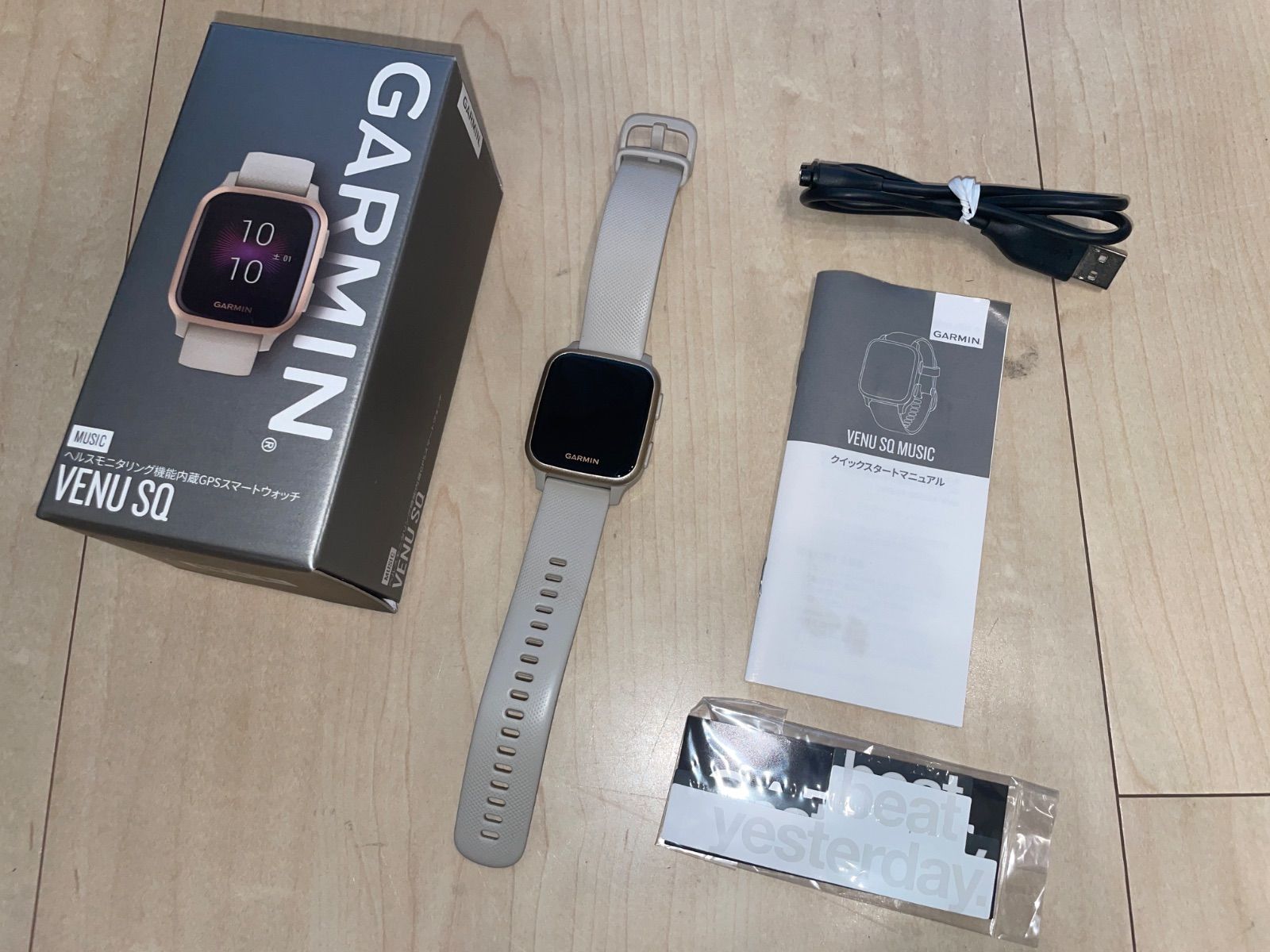 GARMIN ガーミン Venu Sq Music 010-02426-71 スマートウォッチ ライトサンド×ローズゴールド 元箱付き 動作確認済み 美品 即日発送 _425