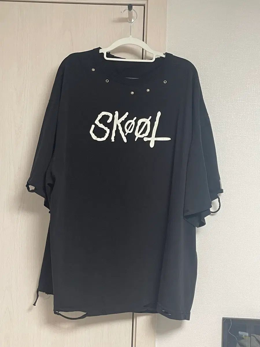 SKOOT nubieun 東京 限定モデル Tシャツ