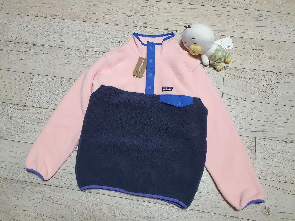 (新品)パタゴニア キッズ Synchilla（シンチラ） m(9 10)
