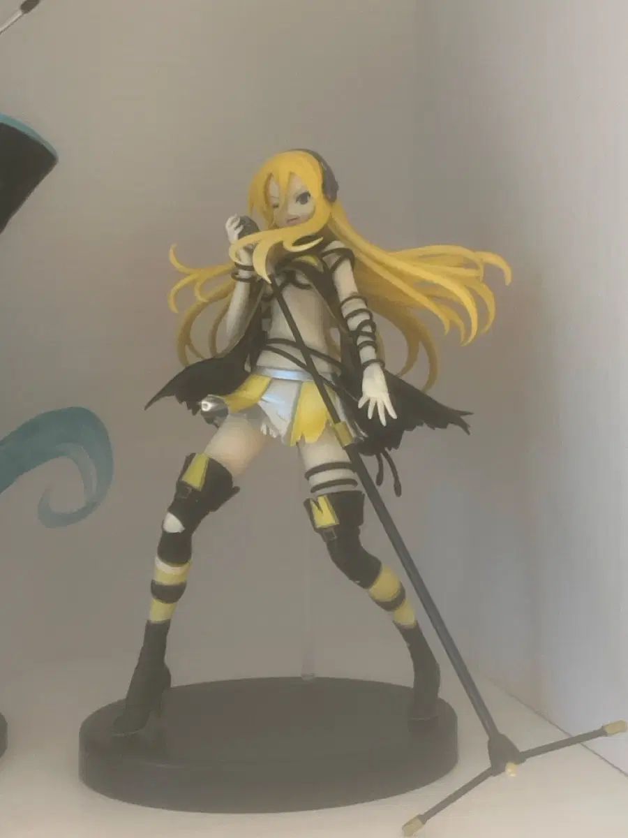 VOCALOID（ボーカロイド・ボカロ）リリー ゴー 잠 미소너 フィギュア