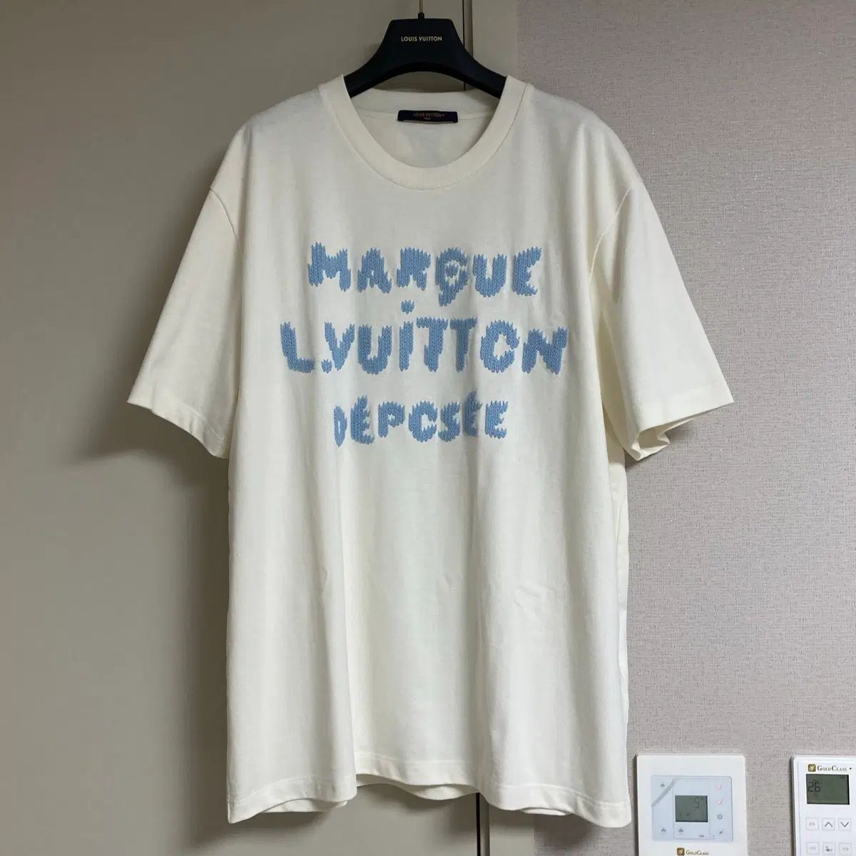 4L 26SS ルイヴィトン 엠브로이더드 シグネチャー 半袖 Tシャツ