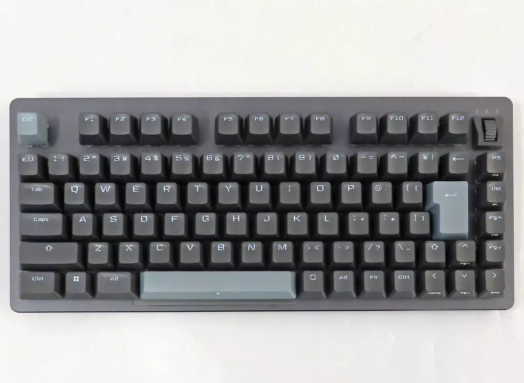 [Used] Windows 10 wired RGB mechanical gaming keyboard V customVK720a Japanese layout (black) [TK-VK720ABK]