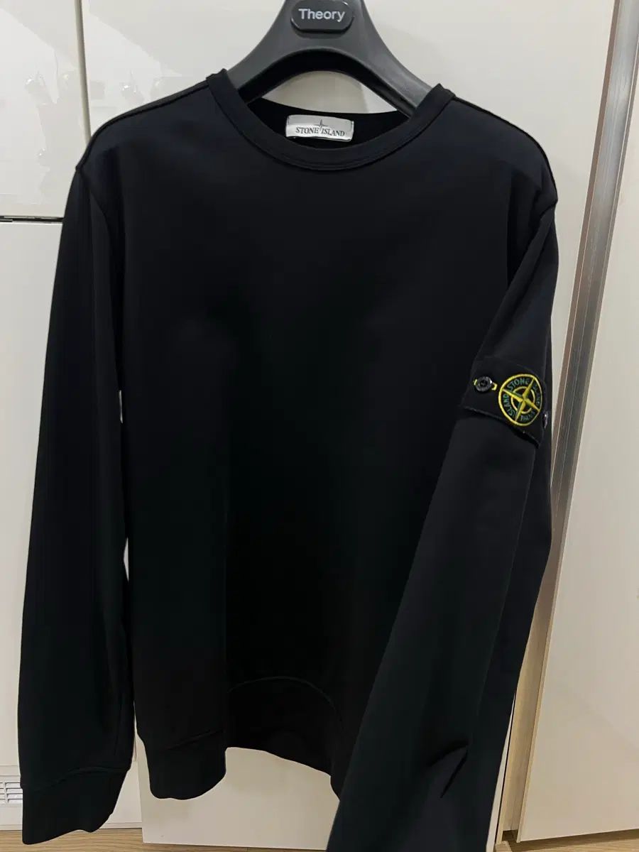 ストーンアイランド スウェット XL (ほぼ新品) 27,978円