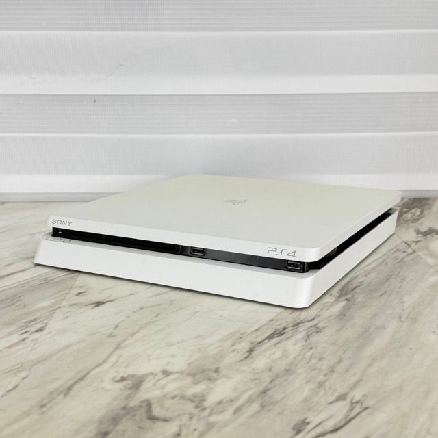 ソニー プレステ4 【中古】動作保証 SONY PS4 CUH-2100A 500GB ホワイト ゲーム機 プレイステーション /518015