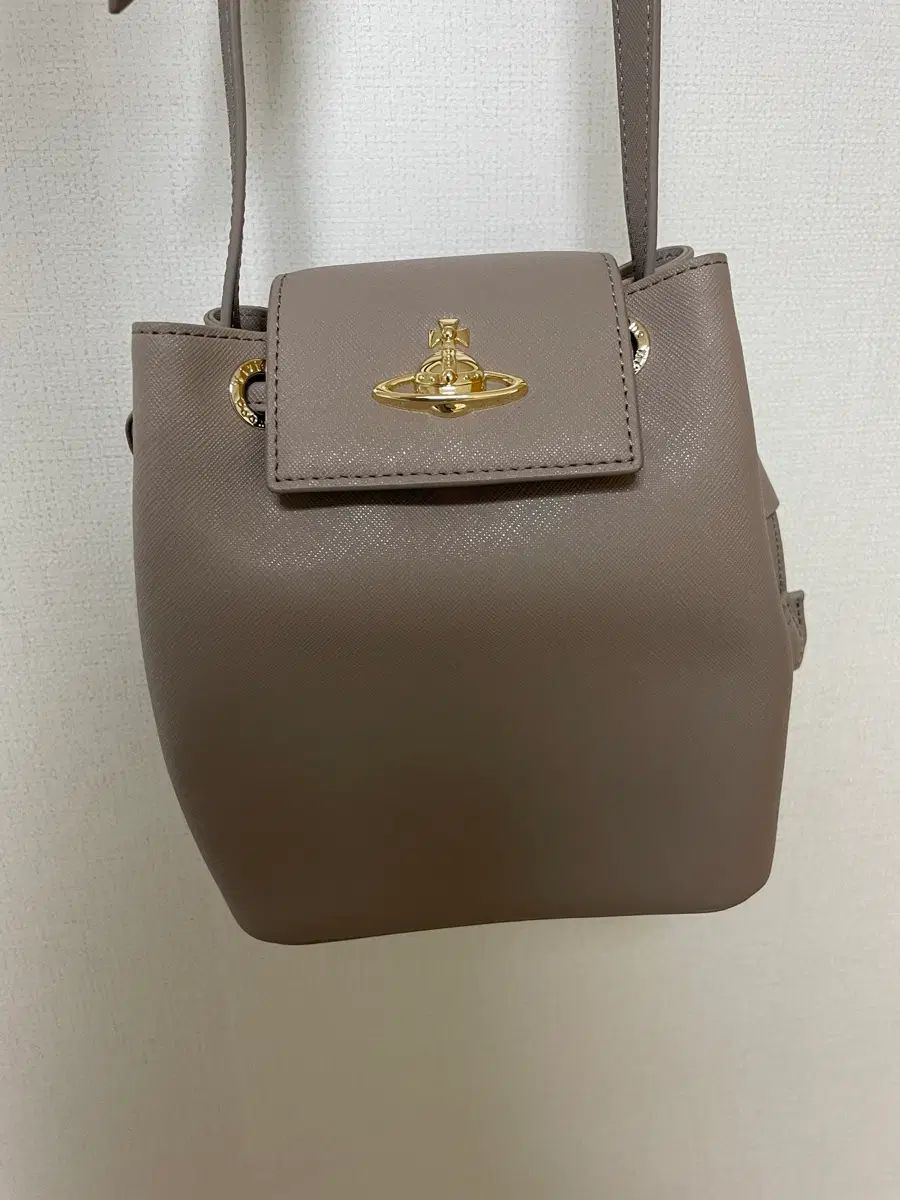 Vivienne Westwood ヴィヴィアン・ウエストウッド バッグ 12,193円