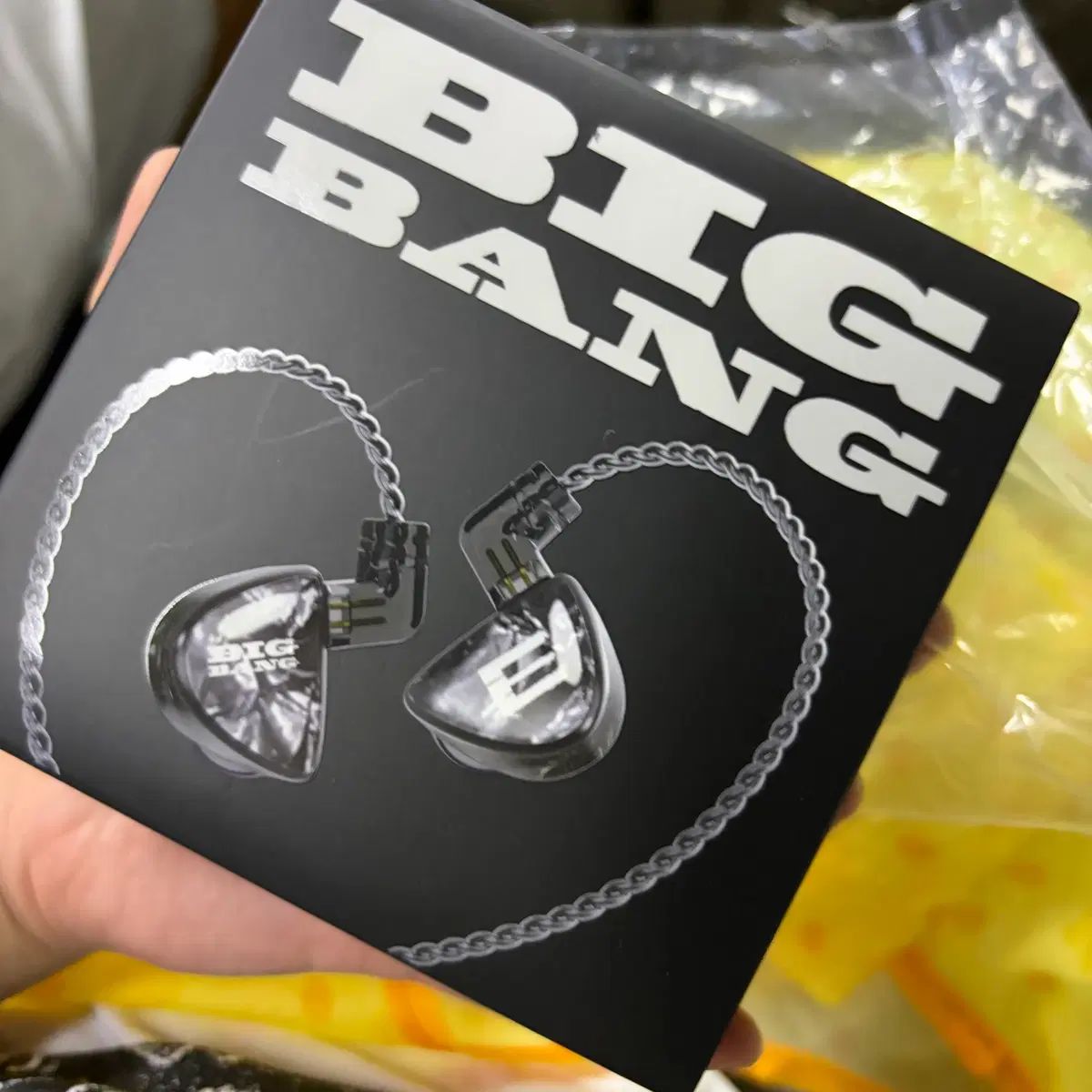 BIGBANG(ビッグバン) コンサート グッズ あんさんぶるスターズ！！(あんスタ)イヤホン 未開封 MD