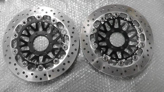 CB400 SUPER FOUR　NC31　の　フロントディスクローター:#1787103204
