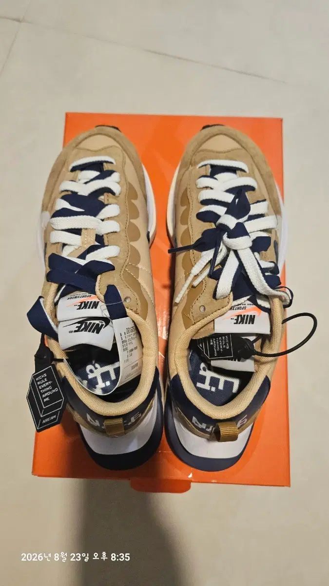 正規品 新品) NIKE x SACAI ヴェイパーワッフル セサミ アンド ブルー ボーイ 280