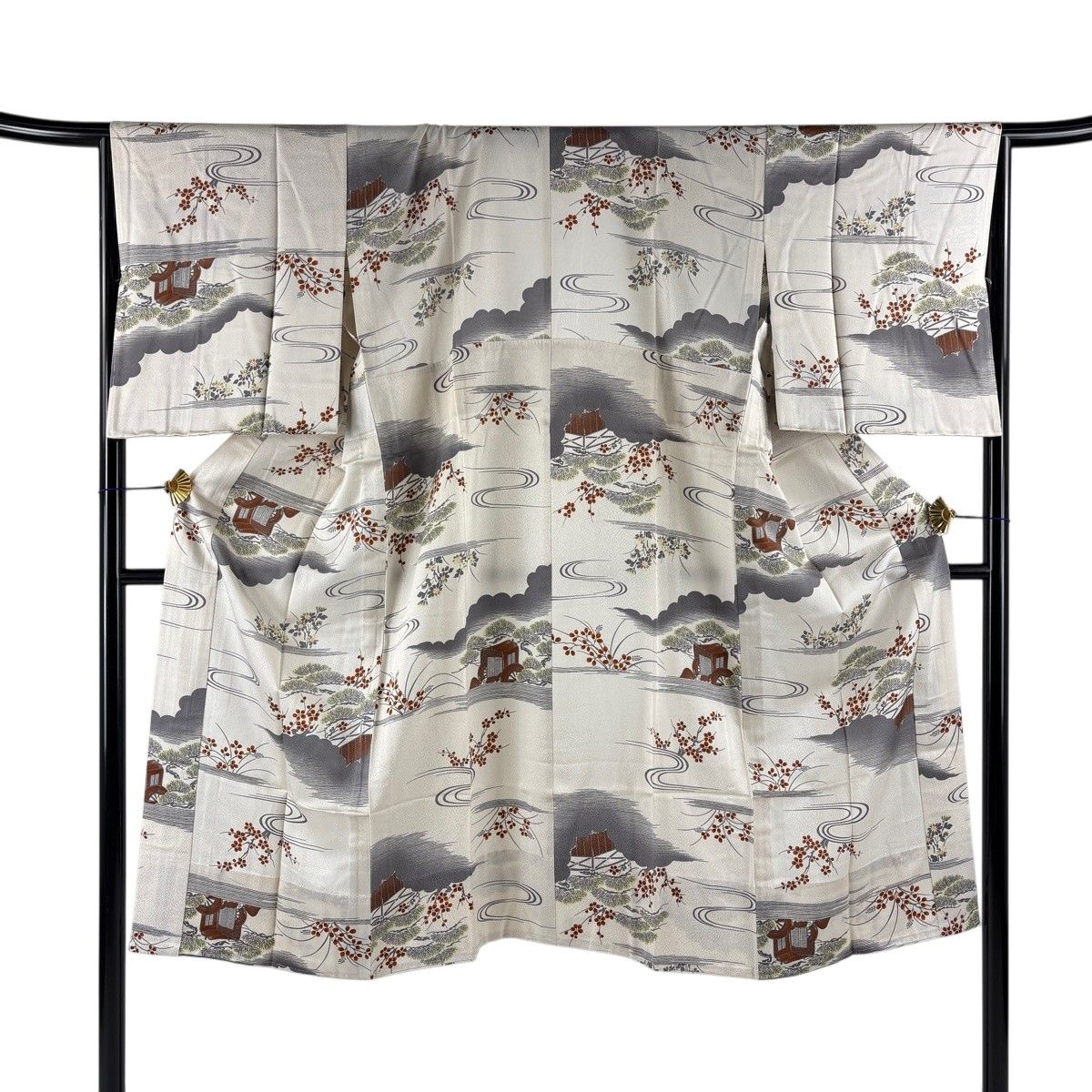 【美品】 長襦袢 身丈126cm 裄丈67.5cm L 御所車 梅 クリーム 正絹 秀品 【中古】