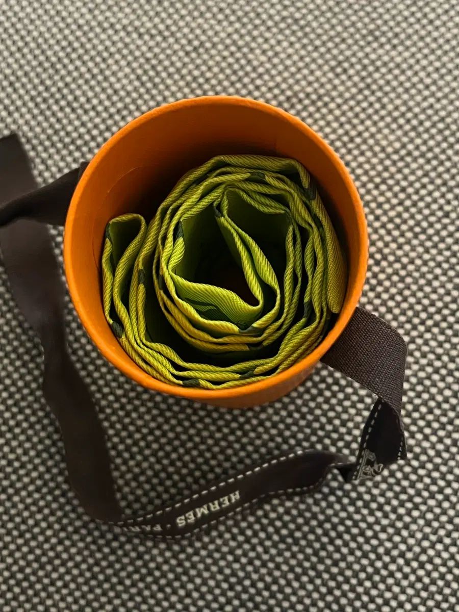 正規品/未使用 Hermes シルク ツイリー スカーフ 36,750円