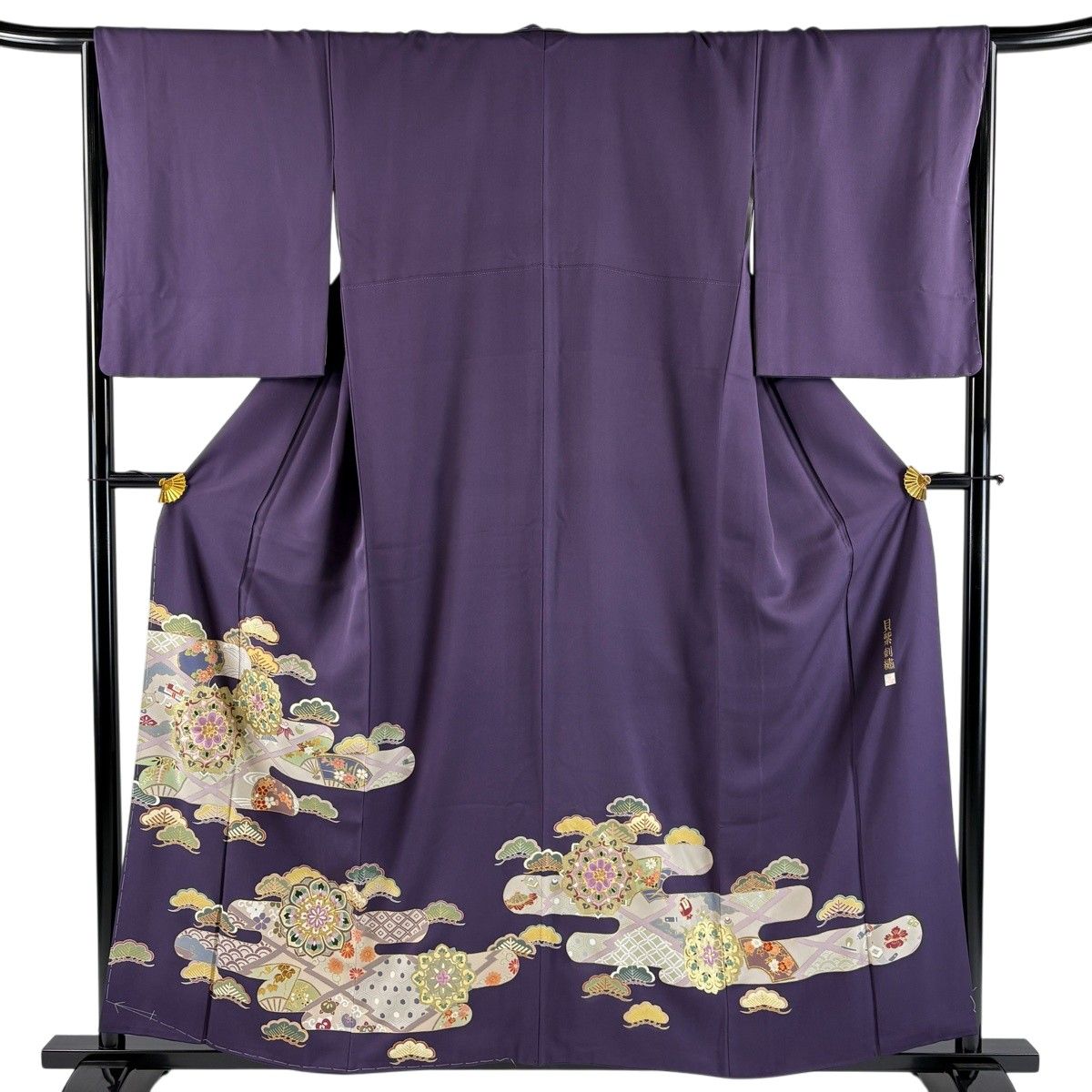 色留袖 身丈158cm 裄丈67cm M 袷 貝紫刺繍 落款 華文 松 金糸 金彩 紫 正絹 名品 【中古】 11,850円