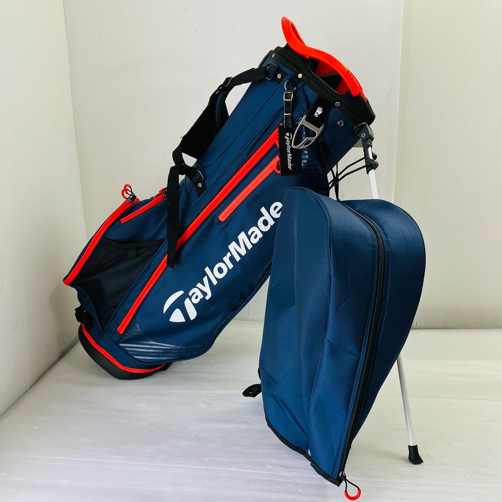 美品 TaylorMade テーラーメイド 9.5型 スタンドタイプ ネイビー キャディバッグ ゴルフバッグ ゴルフ 初心者 入門