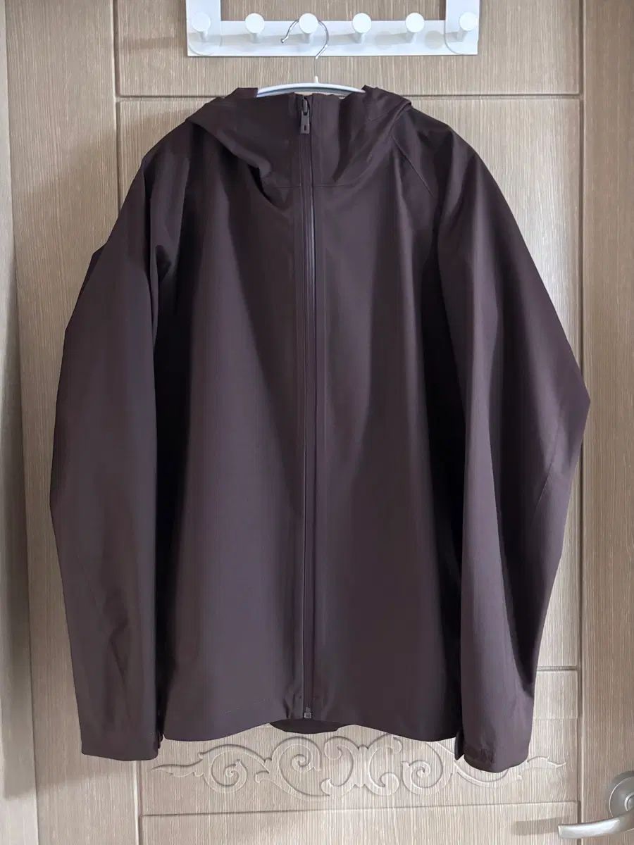 UNIQLO ユニクロ ウィンドブレーカー L 7,284円