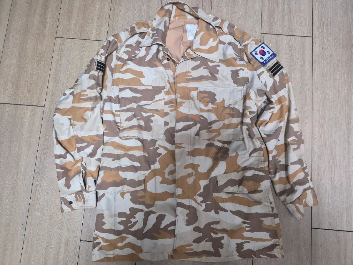 자이툰 사막복 マウンテンパーカー 100サイズ 出品
