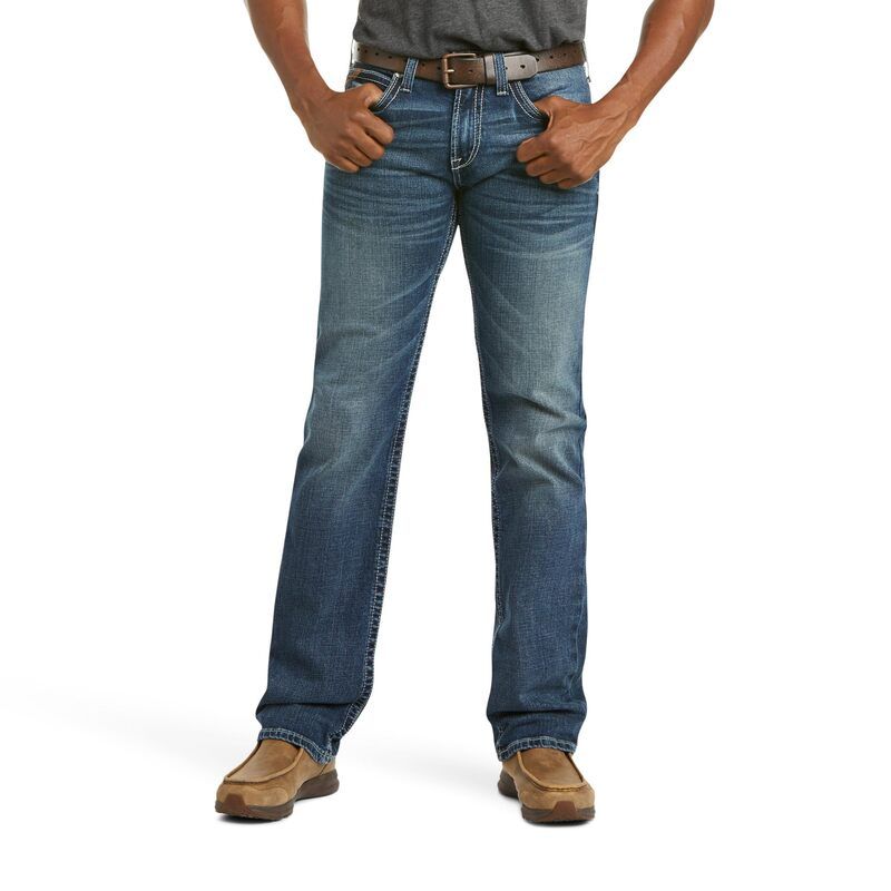 アリアト メンズ ボトムス デニムパンツ ストレート ジーンズ Ariat M7 Straight Leg Coltrane Jeans in Silverton