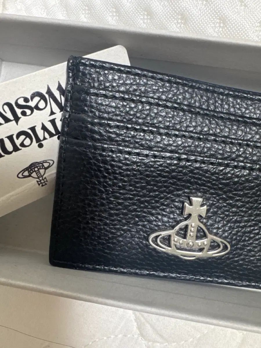 Vivienne Westwood ヴィヴィアン・ウエストウッド 二つ折り財布