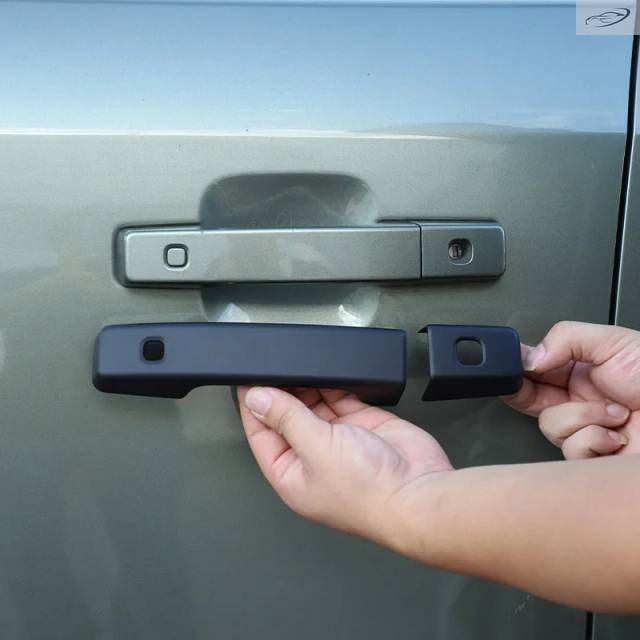 ランドローバー ディフェンダー 90 110 130 2020-2024 用 ABS ブラック/カーボン ドアハンドルカバートリム カーアクセサリー 9,883円