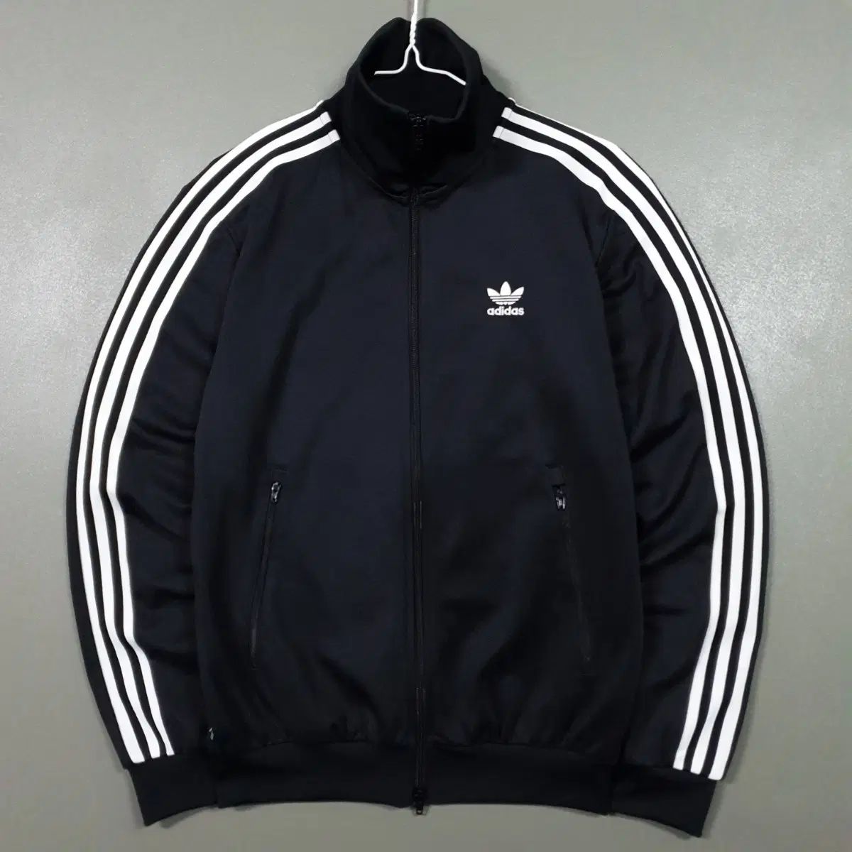 adidas アディダス 新モデル 必須アイテム ヨーロッパ レア BECKENBAUER(ベッケンバウアー) トラック ジャージ ツーウェイ ジャケット 9,214円