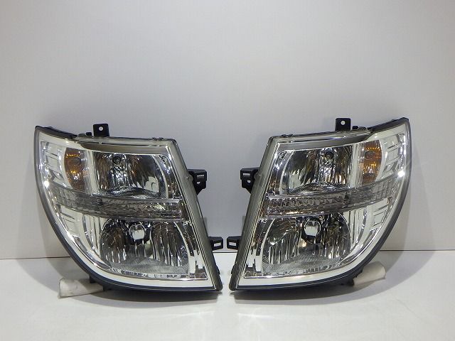 エルグランド　ヘッドライト　左右　HID　キセノン　E51　NE51　MNE51　中期　後期　100-24854　AFS無　コーティング　美品　260821039
