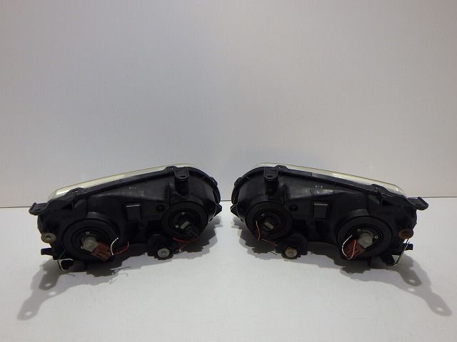 イプサム ヘッドライト 左右 ハロゲン SXM10 SXM15 44-25 チ コーティング 綺麗 260821002 イプサム ヘッドライト 左右 ハロゲン SXM10 SXM15 44-25 チ コーティング 綺麗 260821002
