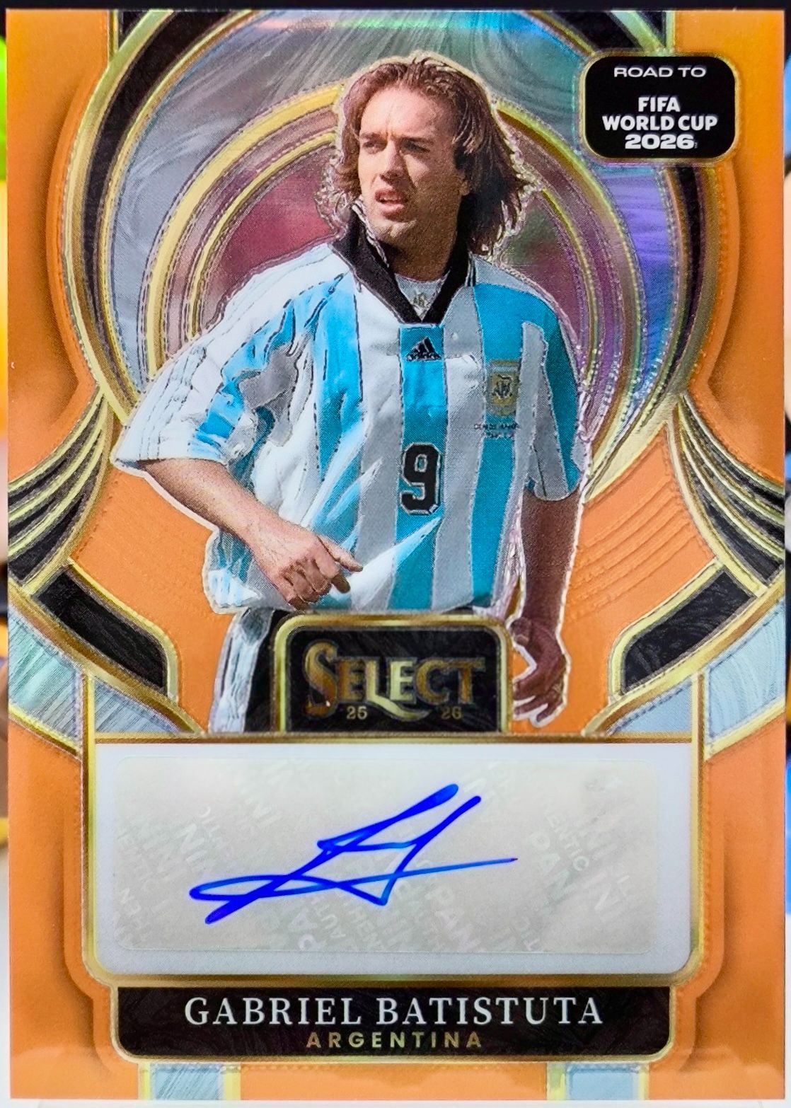 【8/25まで出品】Gabriel Batistuta ガブリエル・バティストゥータ Panini Select Road To FIFA World Cup 2025-26 /49 Orange Prizm Auto サイン 直筆 Argentina