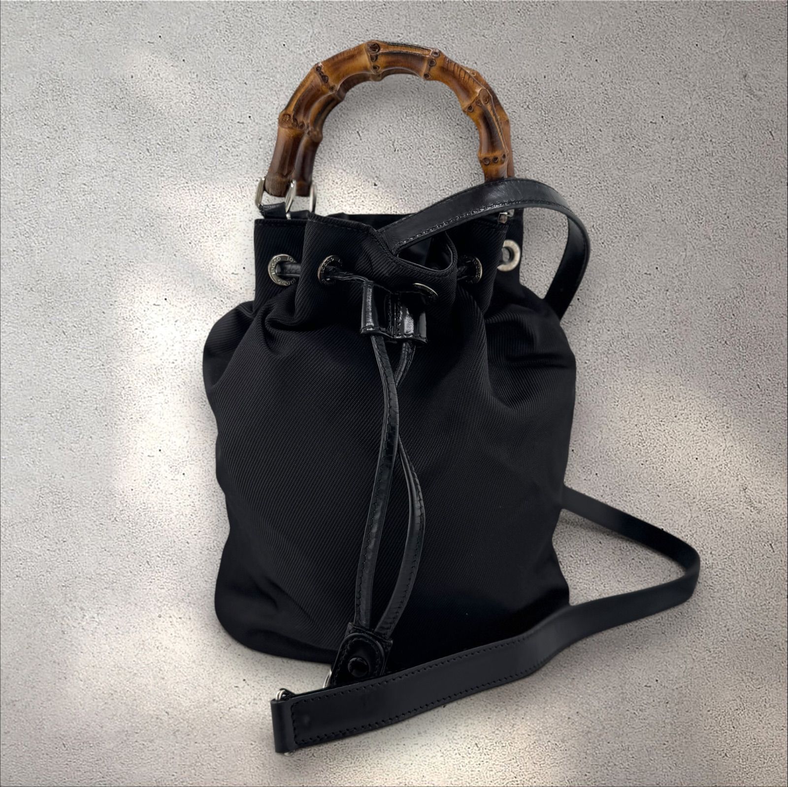 美品 GUCCI グッチ バンブー 巾着 ショルダーバッグ ブラック 15,914円