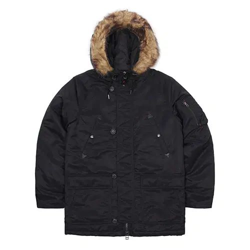 新品 CARHARTT WIP(カーハートダブリューアイピー) ダウン Sサイズ カーティス スノーケル パーカ (I020178) BLACK