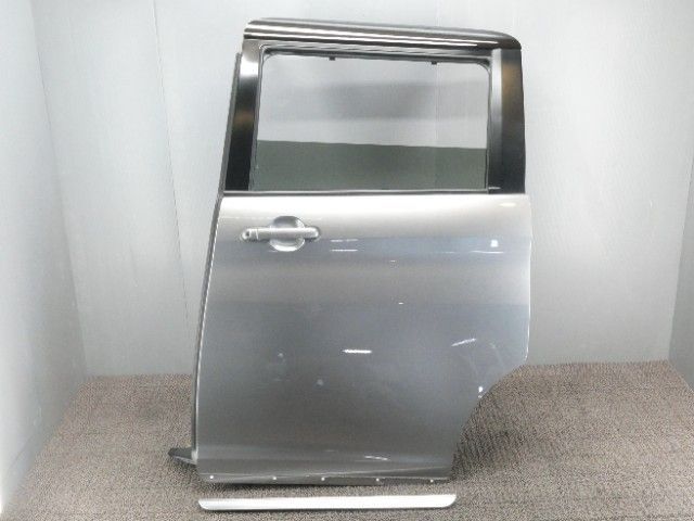 9596　スズキ ソリオバンディット　MA36S　スライドドア左　リアドア左　リヤドア左　CA3　（I2-4） 12,012円