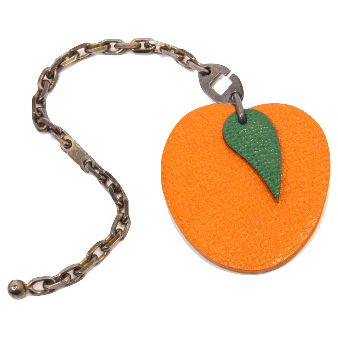★【HERMES】エルメス　アプリコットチャーム　オレンジ　シルバー　チャーム　バッグ　アクセサリー　レディース　ハイブランド