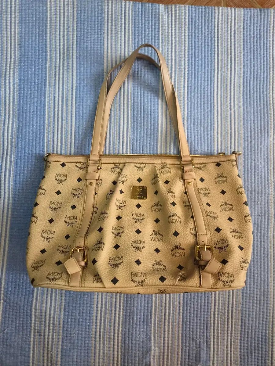 MCMバッグ 6,659円