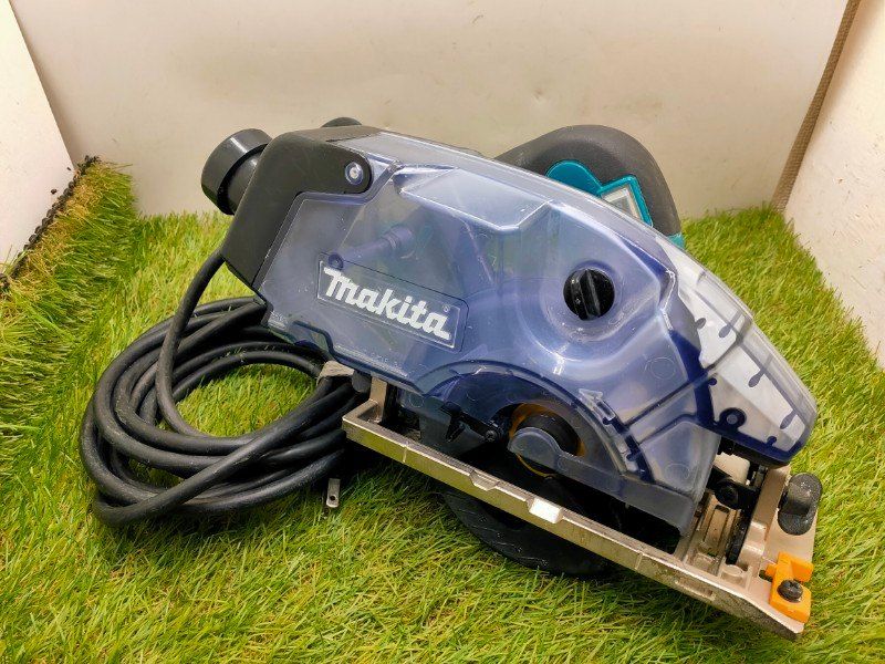 ☆マキタ(makita) 125mm防じんマルノコ ダストボックス仕様 KS5100F　動作確認済み