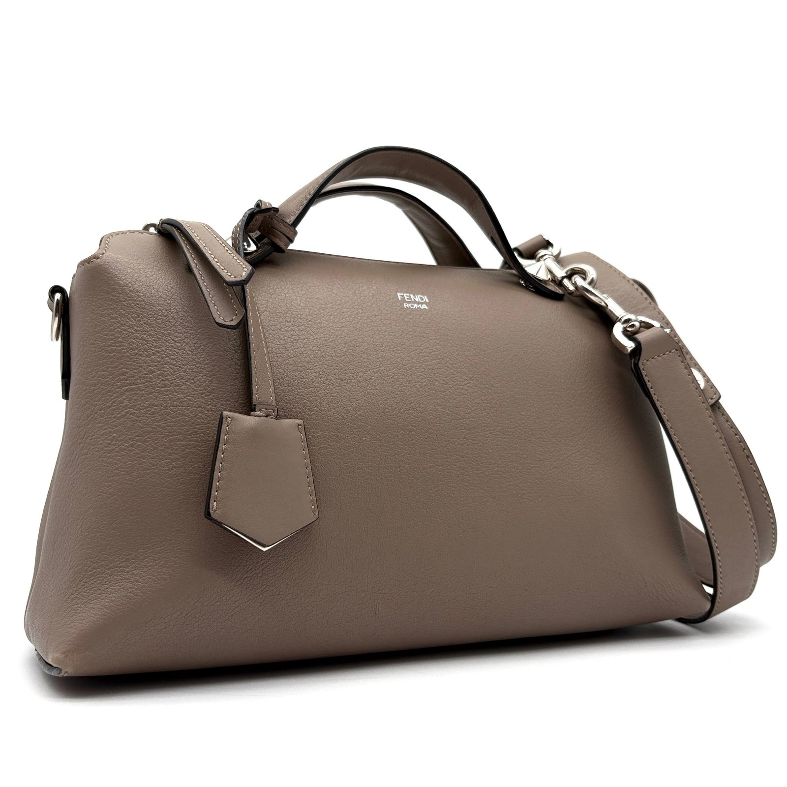 フェンディ FENDI バイザウェイ スモール 2way ハンドバッグ ショルダーバッグ レザー グレージュ ボストン 斜め掛け 肩掛け 残暑 敬老の日 シルバーウィーク 行楽 秋休み ハロウィン 七五三 36,400円