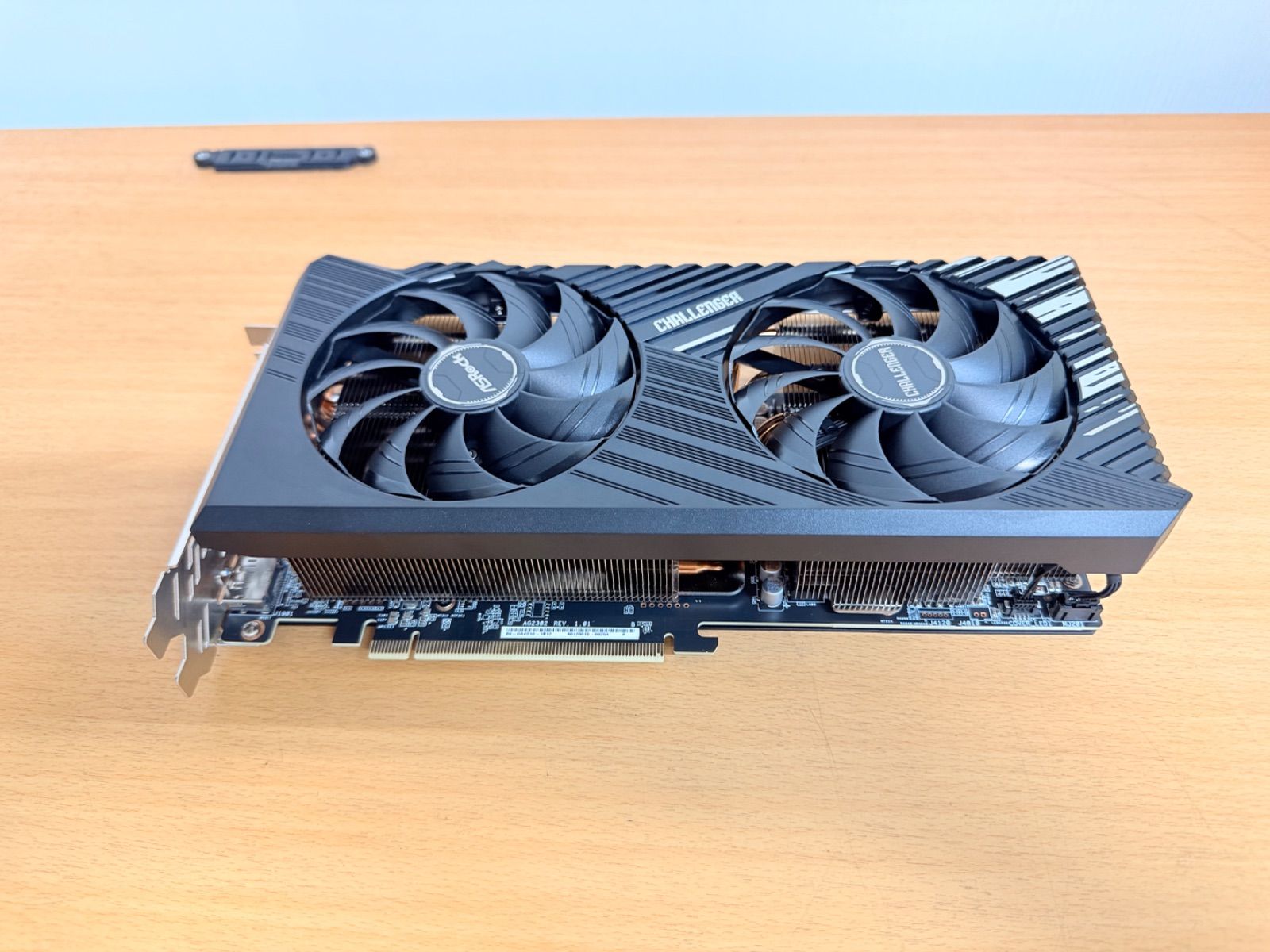 未使用　ASRock　Radeon RX 7800 XT Challenger 16GB OC [PCIExp 16GB]　グラフィックボード・ビデオカード 展示美品 40,170円
