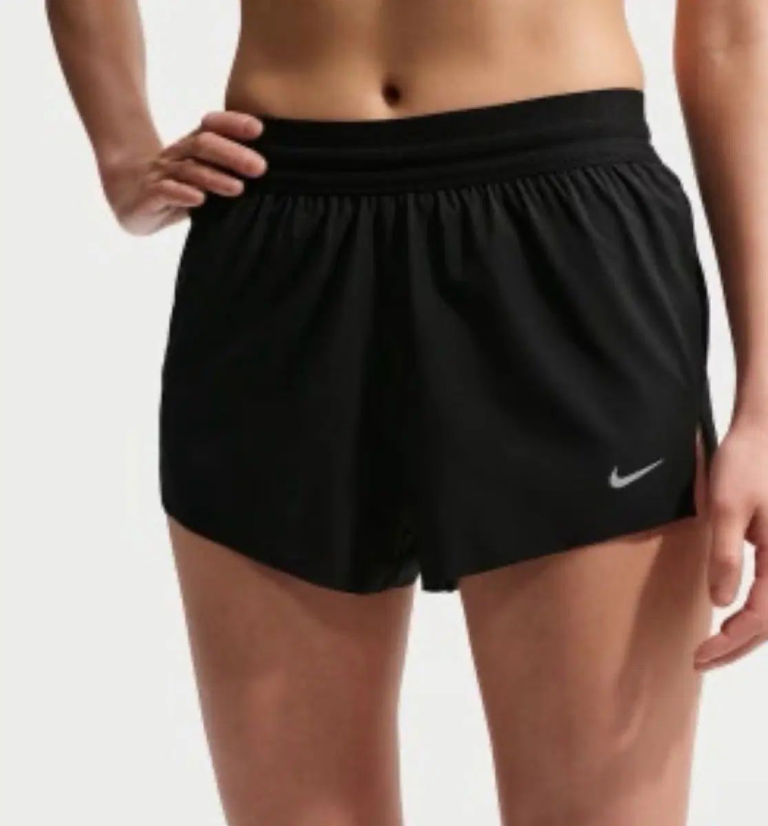 少量完売中 NIKE レディース スイフト ブリード ブラック ショーツ 6,738円