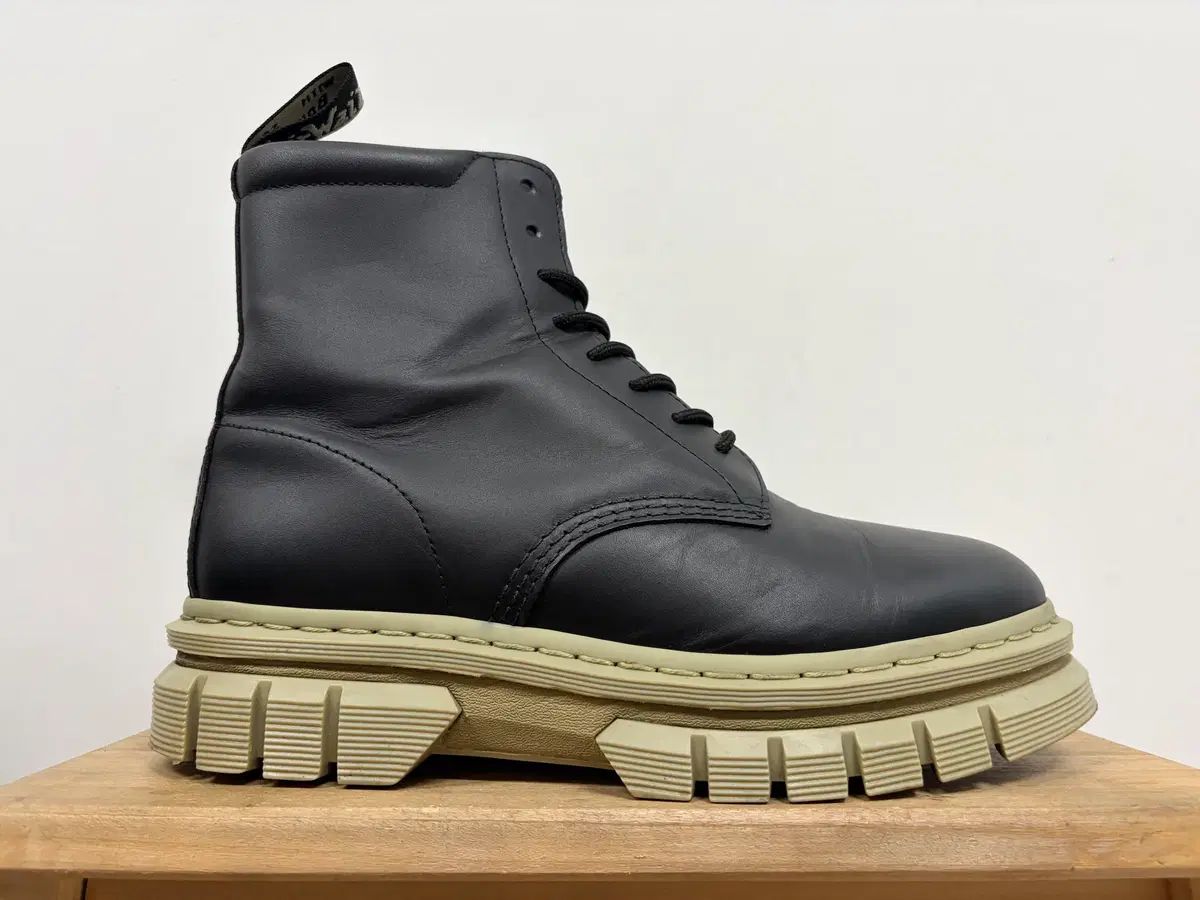 DR. MARTENS ドクターマーチン メンズ ブーツ 270